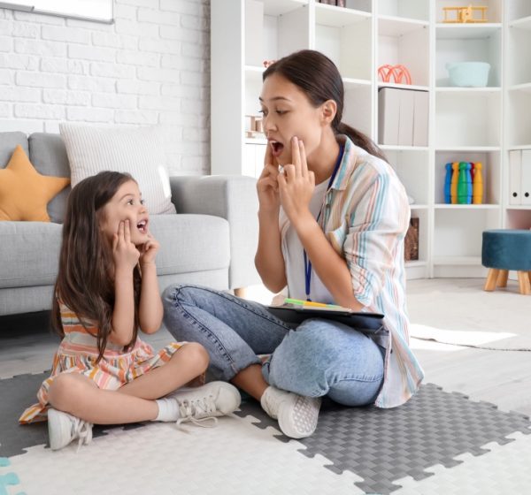 How Bilingual Speech Therapist Supports Children in the RGV